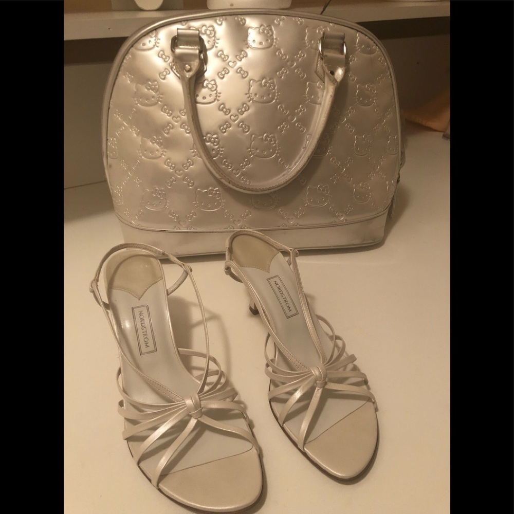 Nordstrom cream color sandals 👡